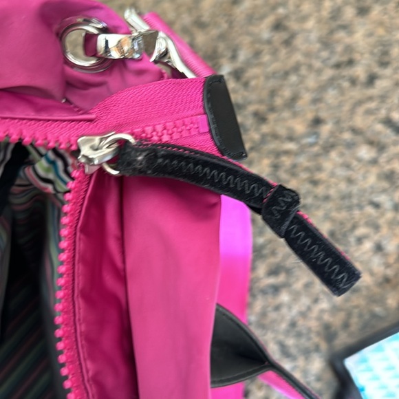 lululemon go lightly crossbody bag Review: Lululemon Go Lightly Shoulder Bag
